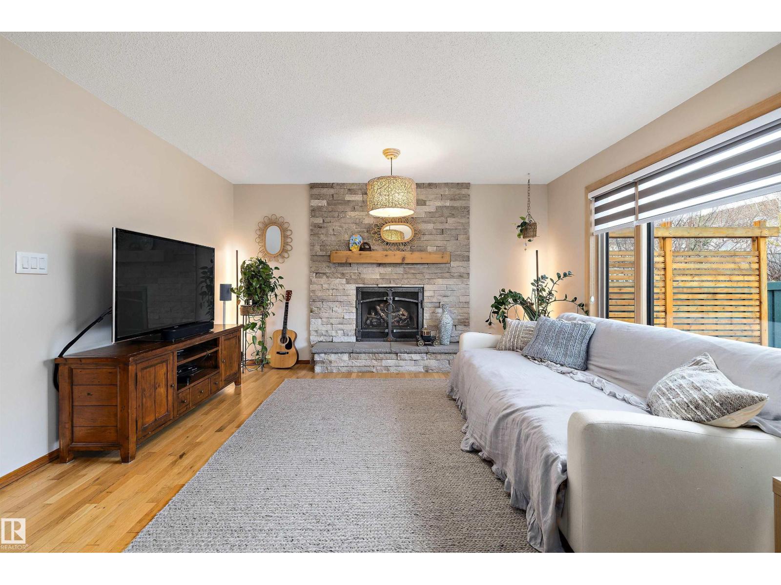 1060 Wedgewood Bv Nw, Edmonton, Alberta  T6M 2L6 - Photo 14 - E4467519