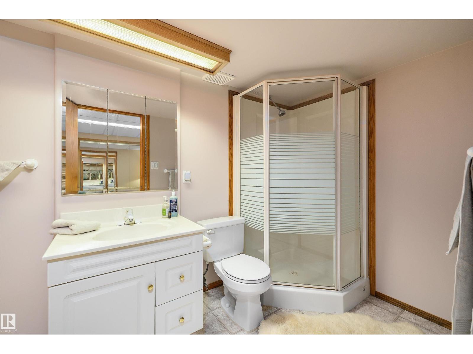 1060 Wedgewood Bv Nw, Edmonton, Alberta  T6M 2L6 - Photo 47 - E4467519