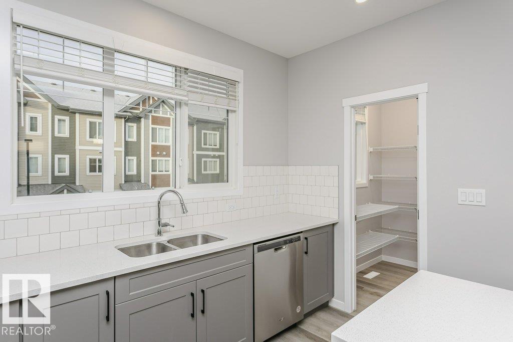 #101 320 Secord Bv Nw, Edmonton, Alberta  T5T 7E8 - Photo 4 - E4467520