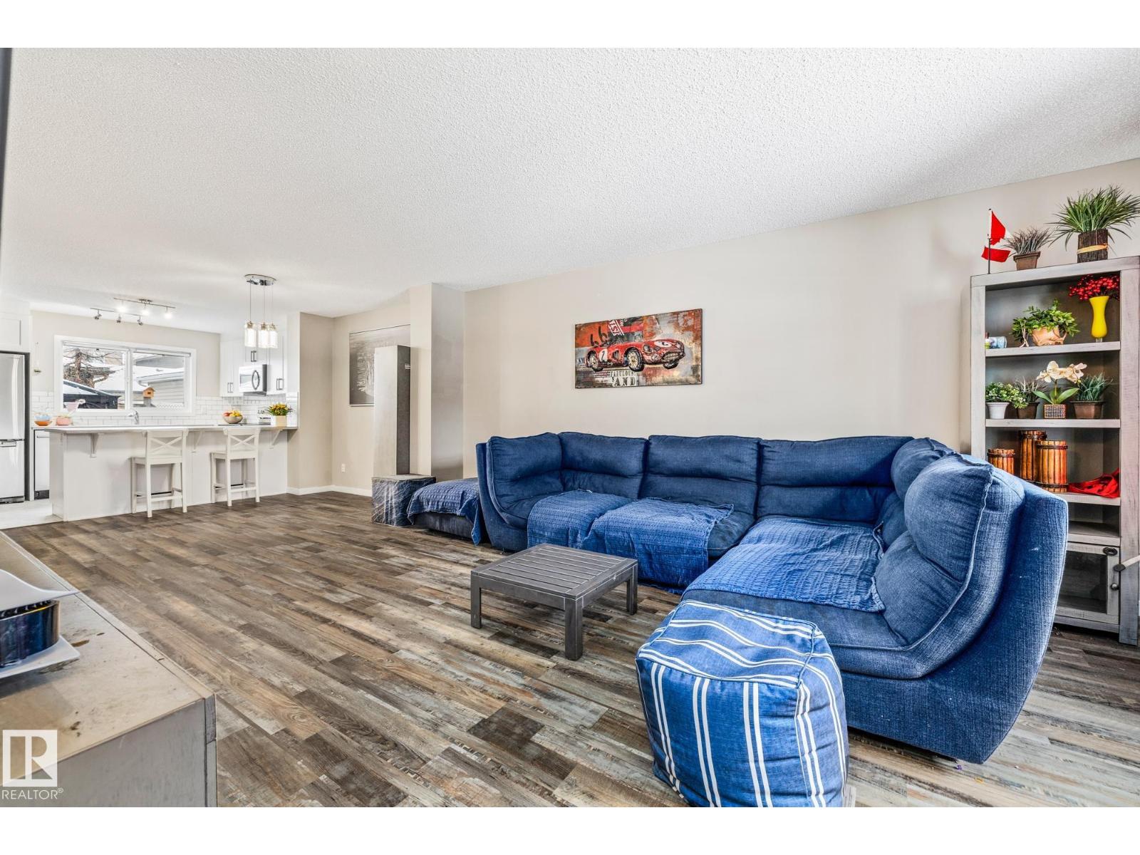 384 Charlesworth Dr Sw, Edmonton, Alberta  T6X 2G5 - Photo 11 - E4467521