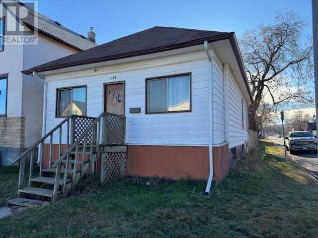 138 Pruden ST, Thunder Bay, Ontario