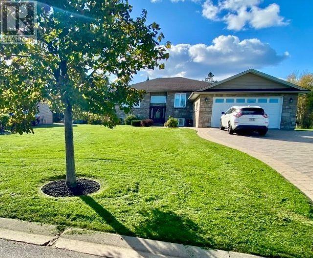 2117 Mahogany Way, Thunder Bay, Ontario  P7K 0A6 - Photo 33 - TB253600