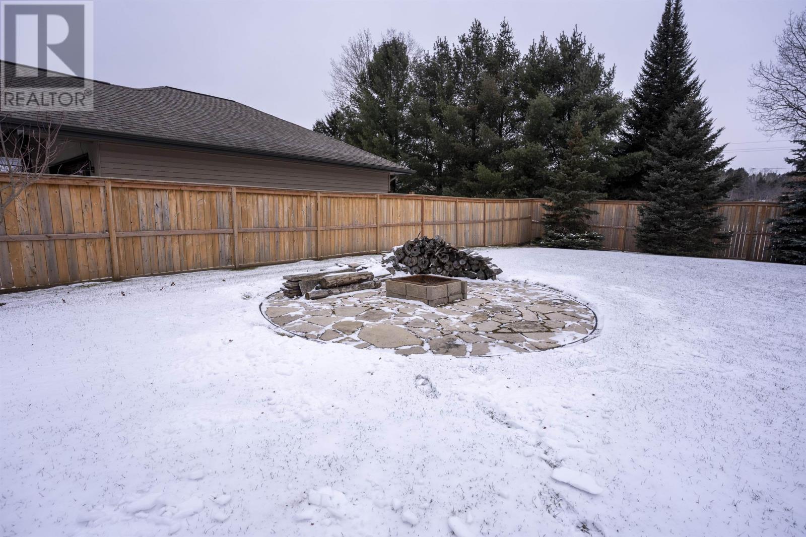 2117 Mahogany Way, Thunder Bay, Ontario  P7K 0A6 - Photo 29 - TB253600