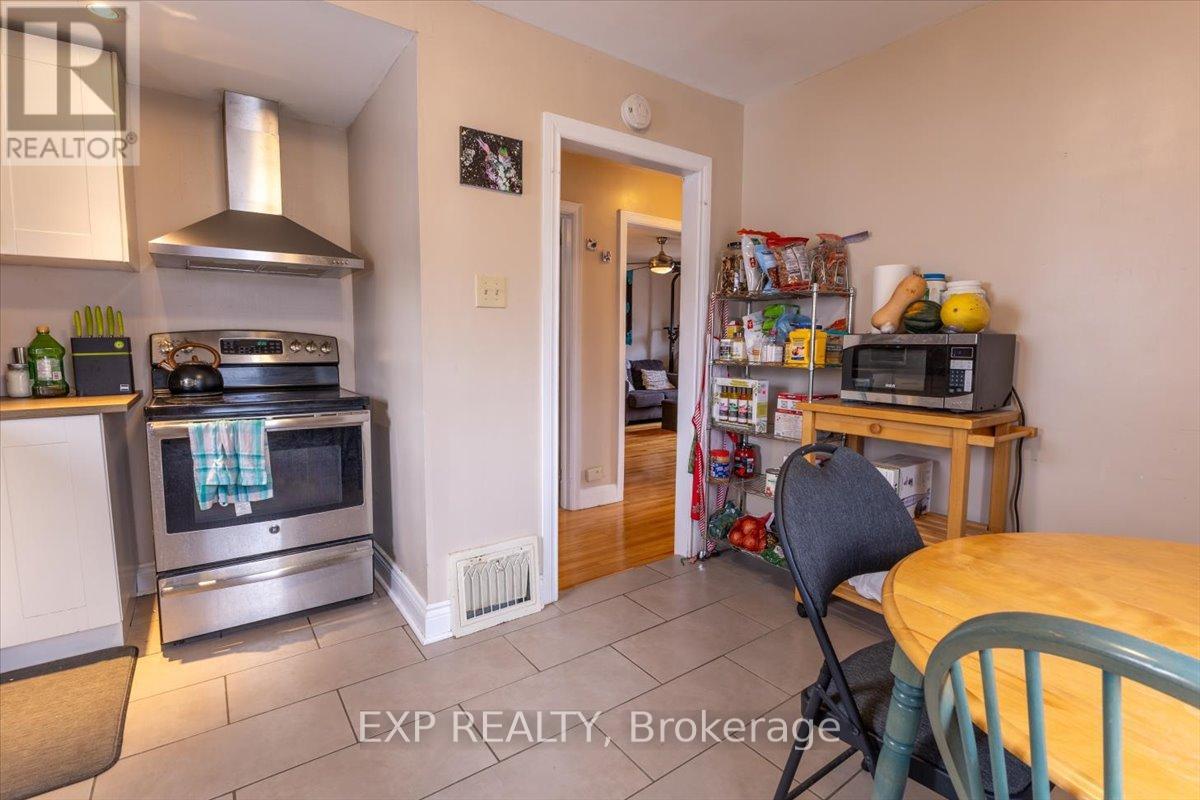 68 Lyndale Avenue, Ottawa, Ontario  K1Y 2M8 - Photo 22 - X12605262