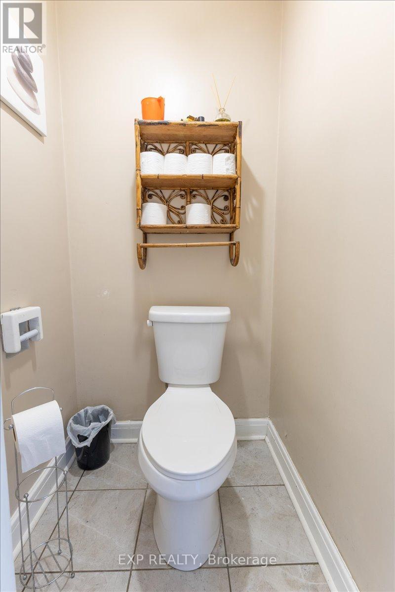 68 Lyndale Avenue, Ottawa, Ontario  K1Y 2M8 - Photo 30 - X12605262