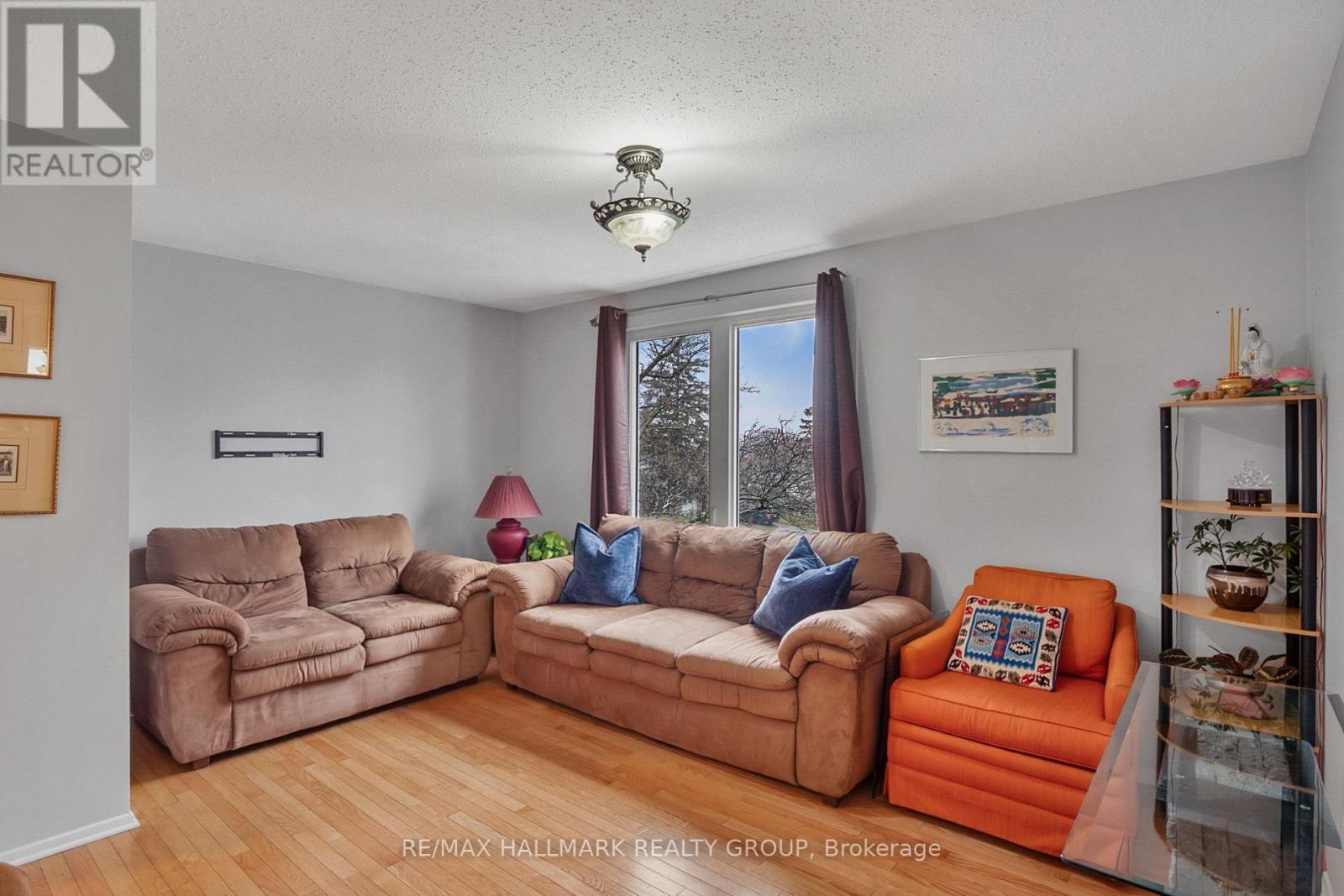 30 Tiverton Drive, Ottawa, Ontario  K2E 6L7 - Photo 13 - X12605276