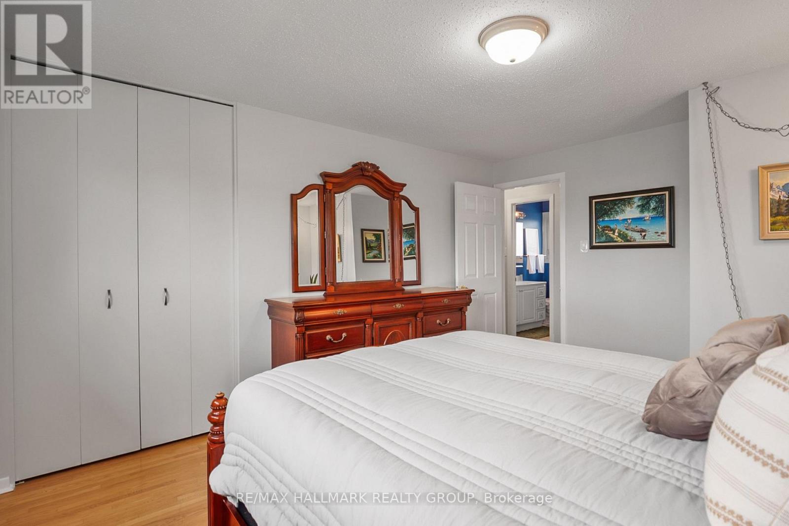 30 Tiverton Drive, Ottawa, Ontario  K2E 6L7 - Photo 16 - X12605276