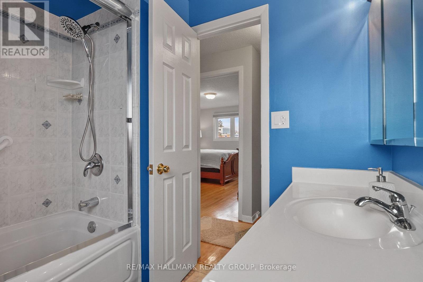 30 Tiverton Drive, Ottawa, Ontario  K2E 6L7 - Photo 20 - X12605276