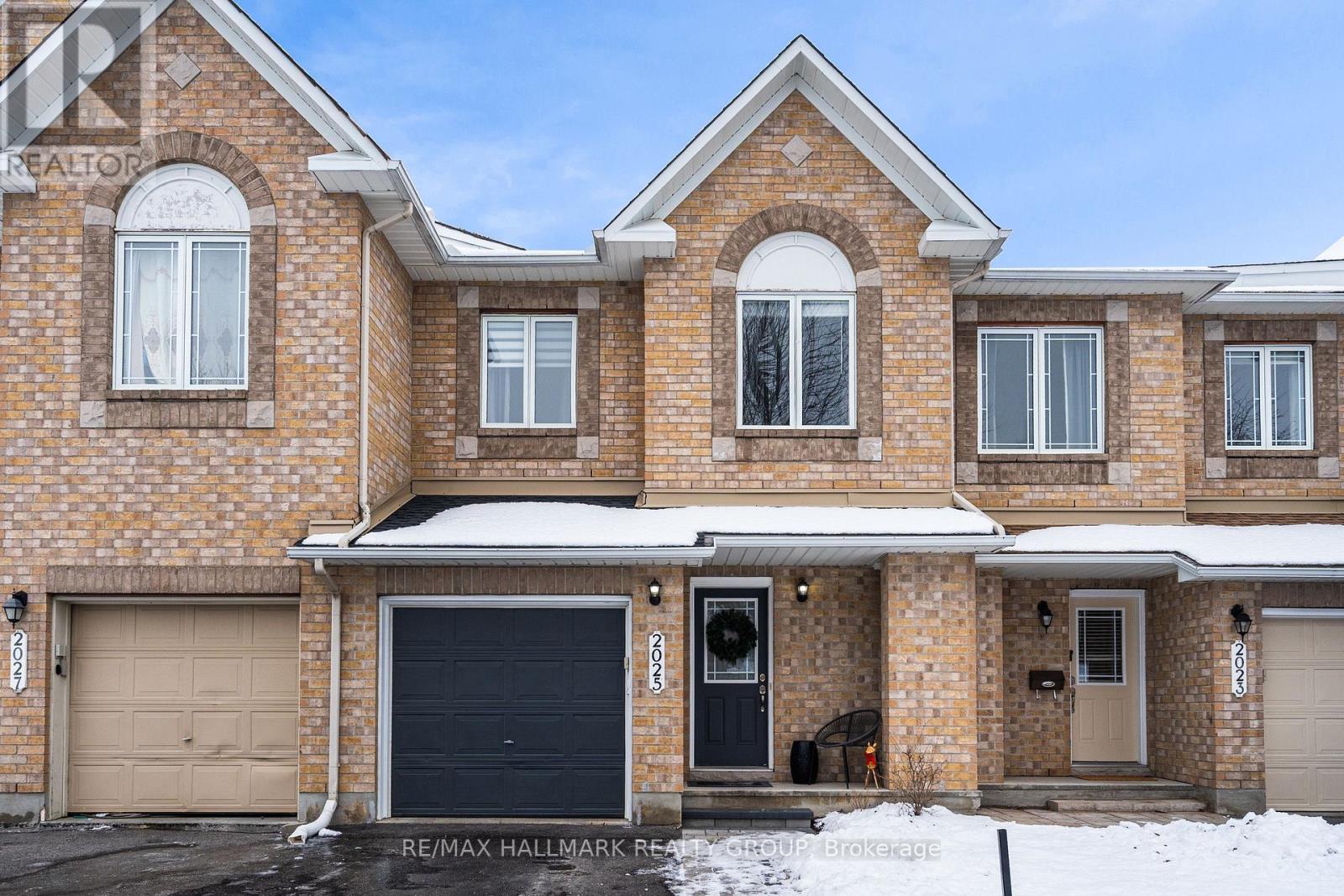 2025 BOISFRANC CIRCLE, Ottawa, Ontario