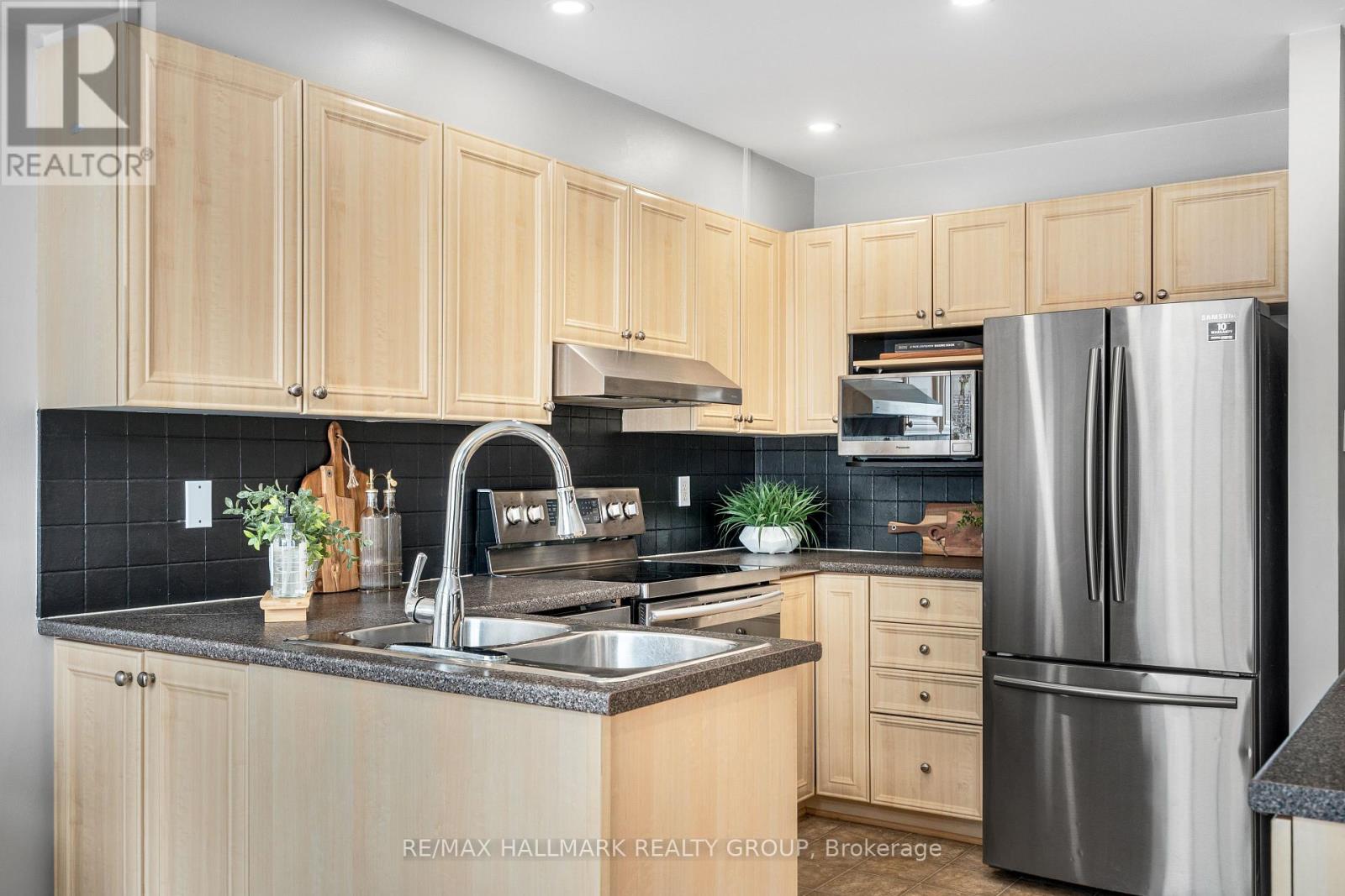 2025 Boisfranc Circle, Ottawa, Ontario  K4A 4Z6 - Photo 15 - X12605290