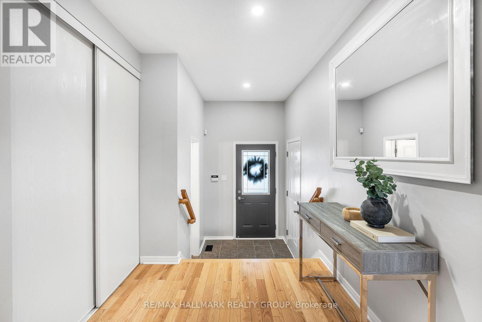 2025 Boisfranc Circle, Ottawa, Ontario  K4A 4Z6 - Photo 3 - X12605290