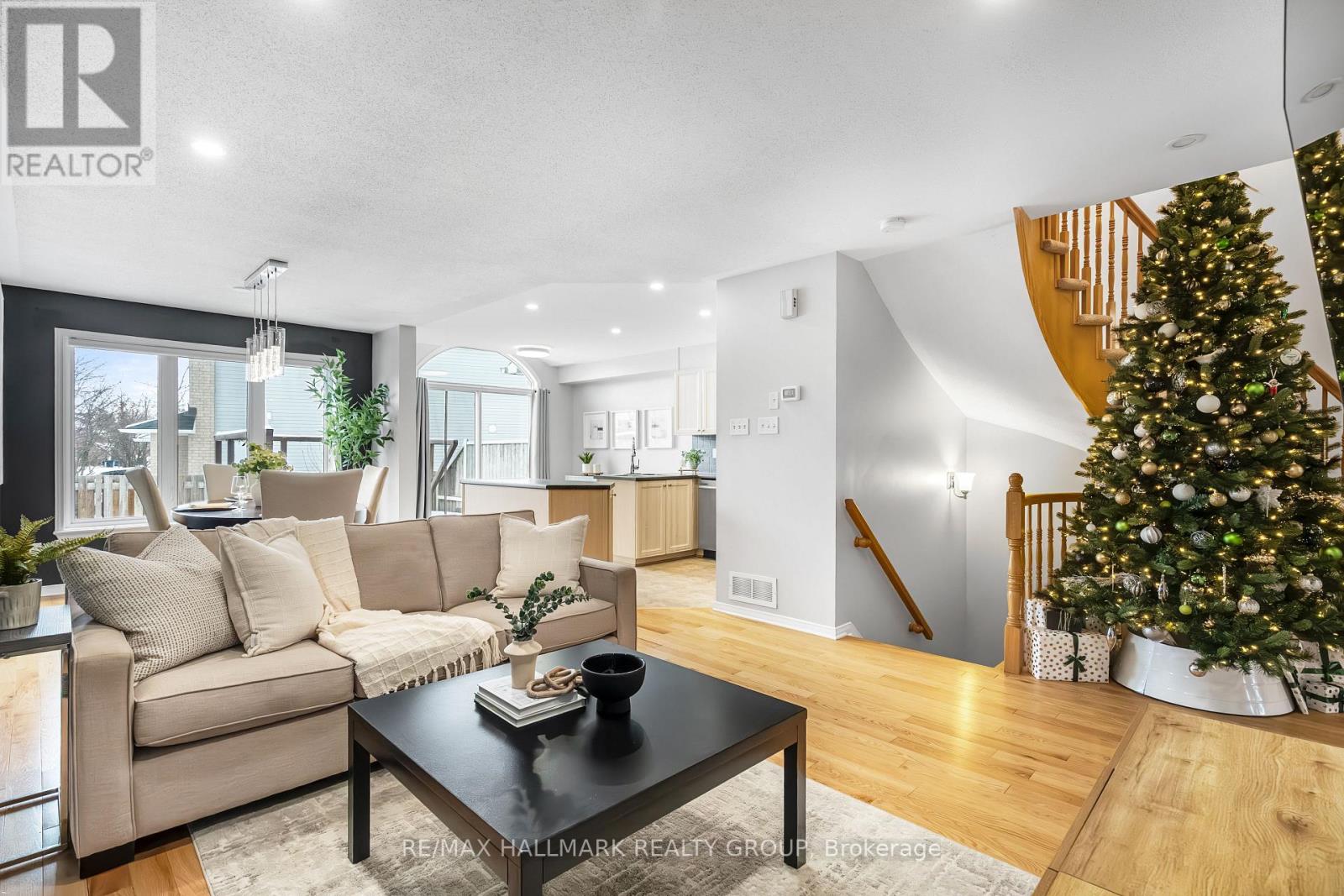 2025 Boisfranc Circle, Ottawa, Ontario  K4A 4Z6 - Photo 34 - X12605290