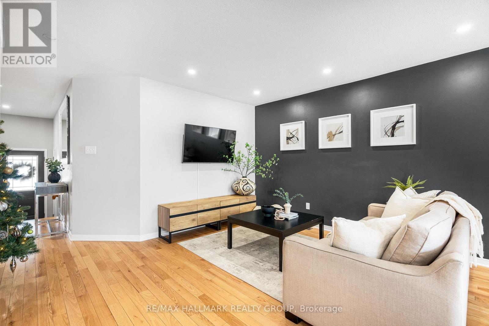 2025 Boisfranc Circle, Ottawa, Ontario  K4A 4Z6 - Photo 8 - X12605290