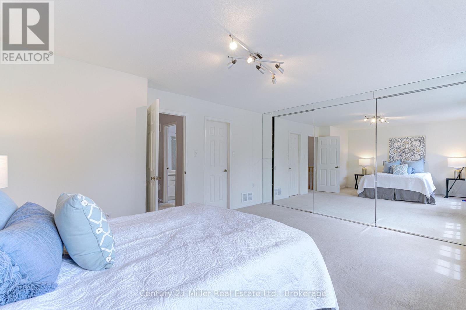 474 Marlatt Drive, Oakville, Ontario  L6H 5X4 - Photo 16 - W12605302