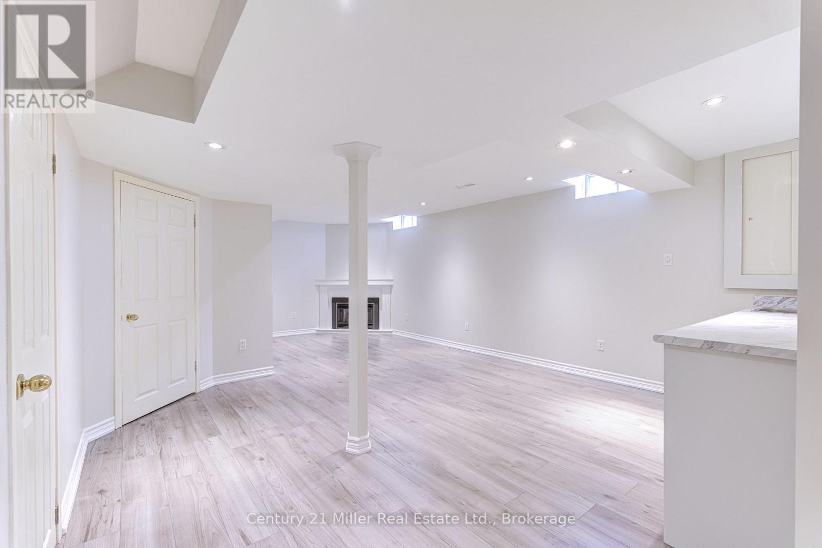 474 Marlatt Drive, Oakville, Ontario  L6H 5X4 - Photo 22 - W12605302