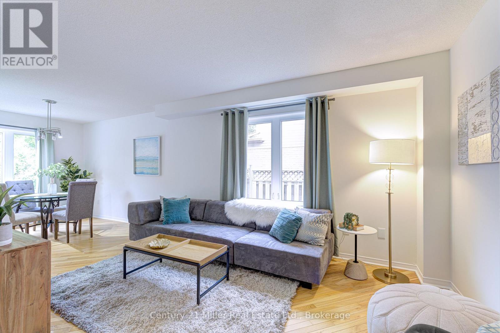 474 Marlatt Drive, Oakville, Ontario  L6H 5X4 - Photo 4 - W12605302