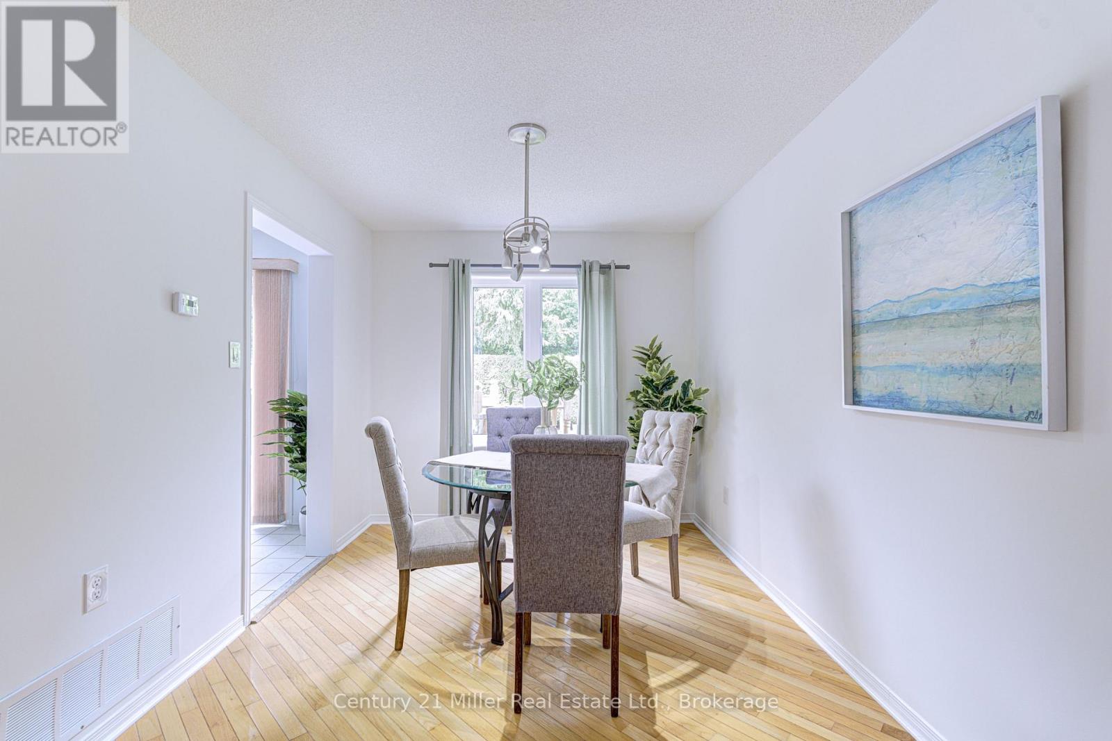 474 Marlatt Drive, Oakville, Ontario  L6H 5X4 - Photo 8 - W12605302