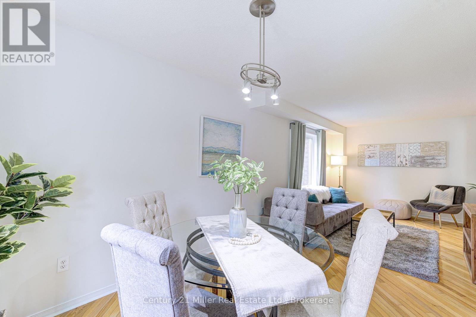 474 Marlatt Drive, Oakville, Ontario  L6H 5X4 - Photo 9 - W12605302