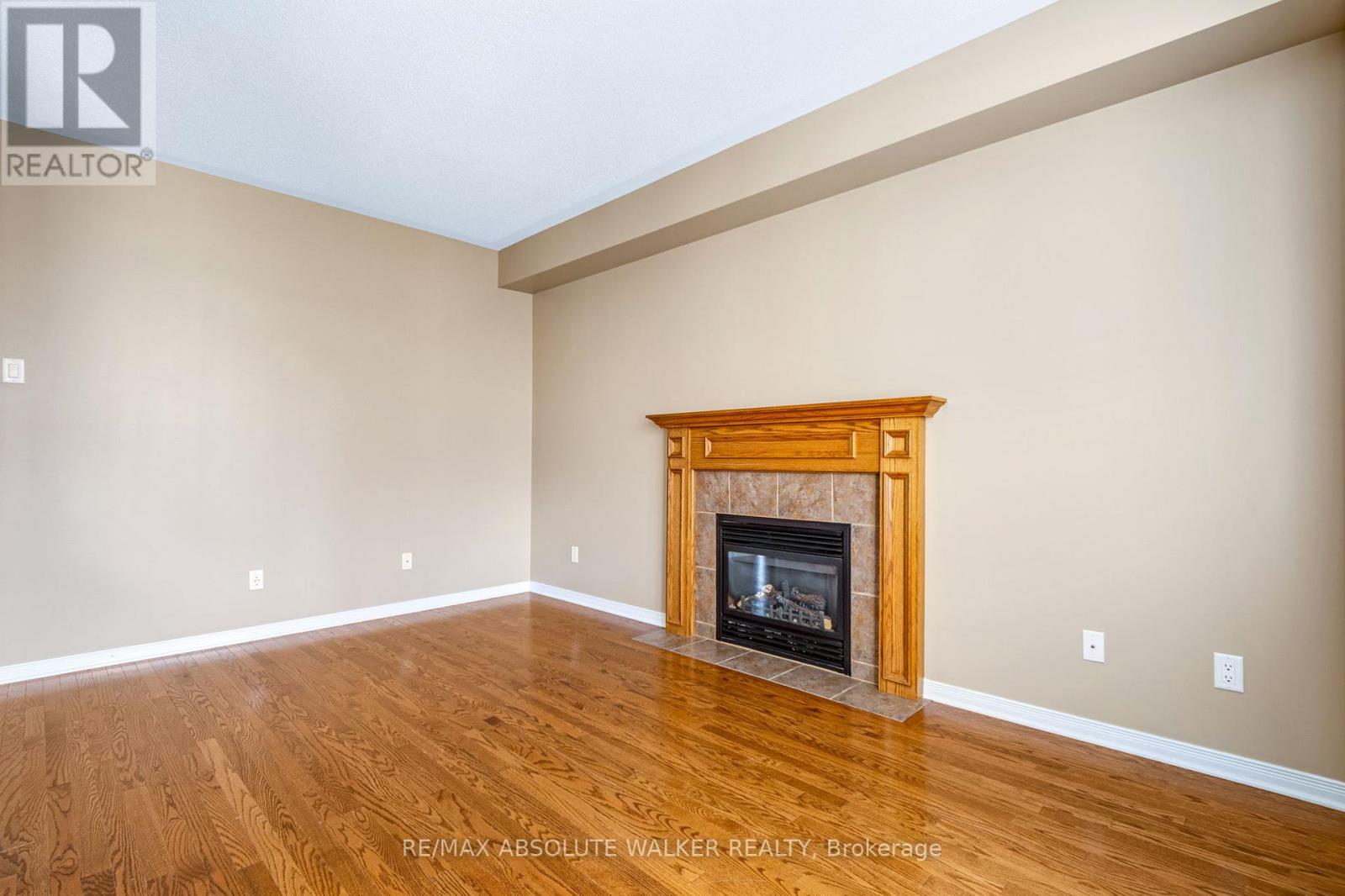 321 Upcountry Drive, Ottawa, Ontario K2S 2H6 - Photo 20 - X12602638