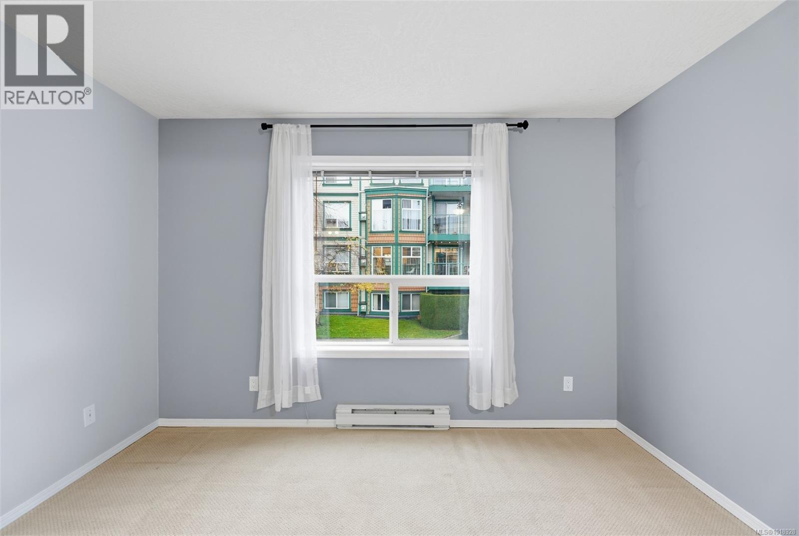 306 894 Vernon Ave, Saanich, British Columbia V8X 2W6 - Photo 13 - 1018928