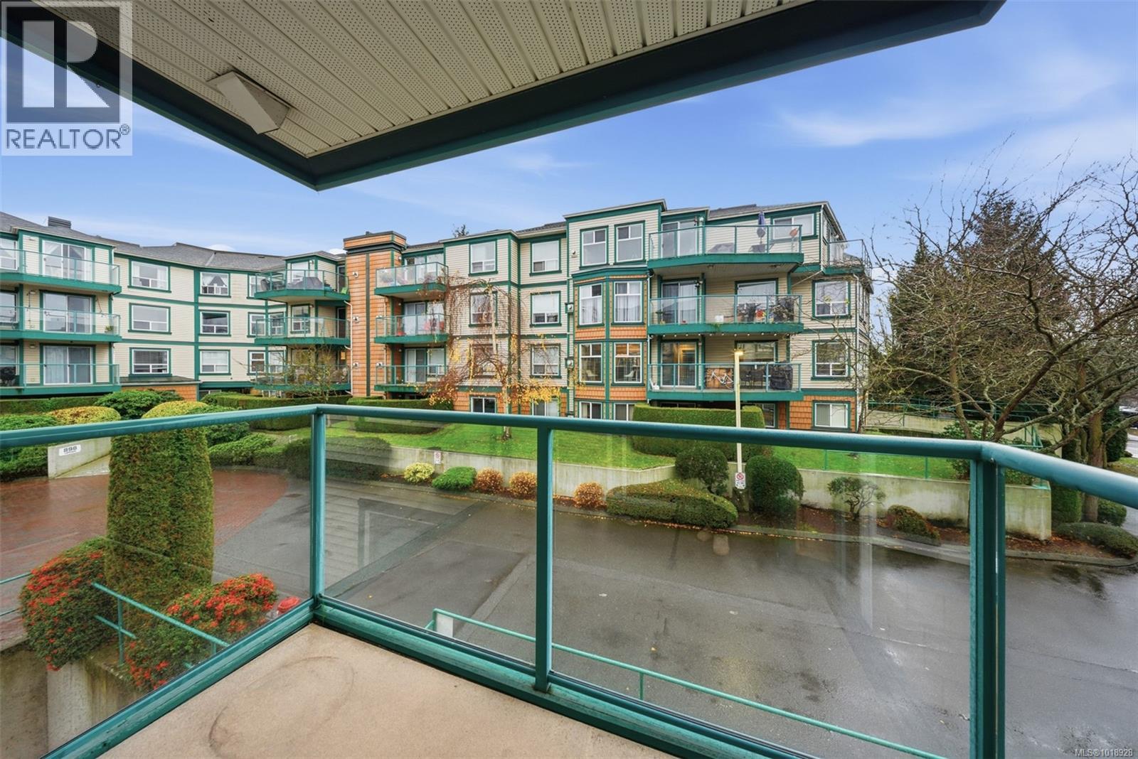 306 894 Vernon Ave, Saanich, British Columbia V8X 2W6 - Photo 19 - 1018928