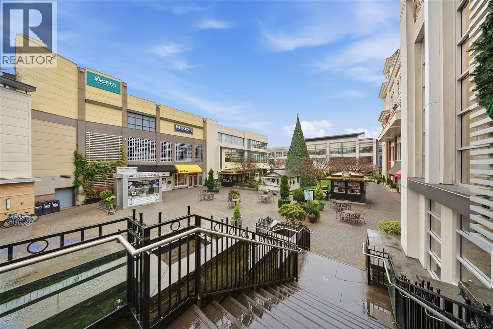 306 894 Vernon Ave, Saanich, British Columbia V8X 2W6 - Photo 26 - 1018928