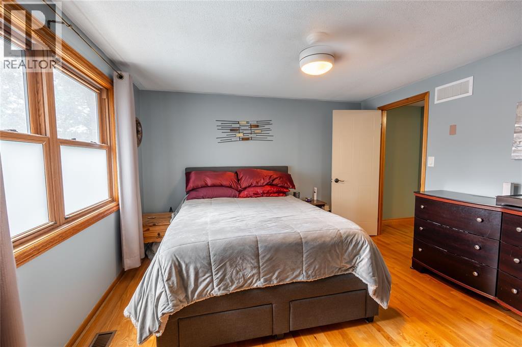 601 Lakeshore Road, Sarnia, Ontario  N7V 2S8 - Photo 19 - 25028948