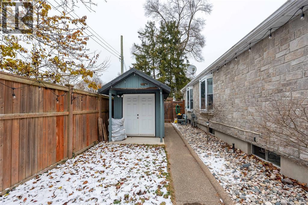 601 Lakeshore Road, Sarnia, Ontario  N7V 2S8 - Photo 40 - 25028948