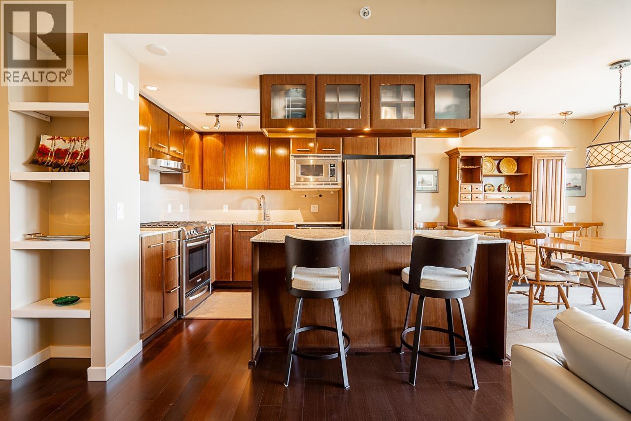 Ph3 683 W Victoria Park, North Vancouver, British Columbia  V7M 0A2 - Photo 13 - R3044931