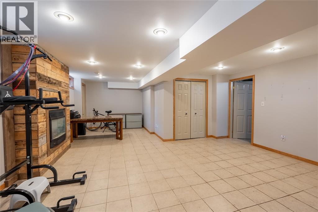 601 Lakeshore Road, Sarnia, Ontario  N7V 2S8 - Photo 32 - 25028948