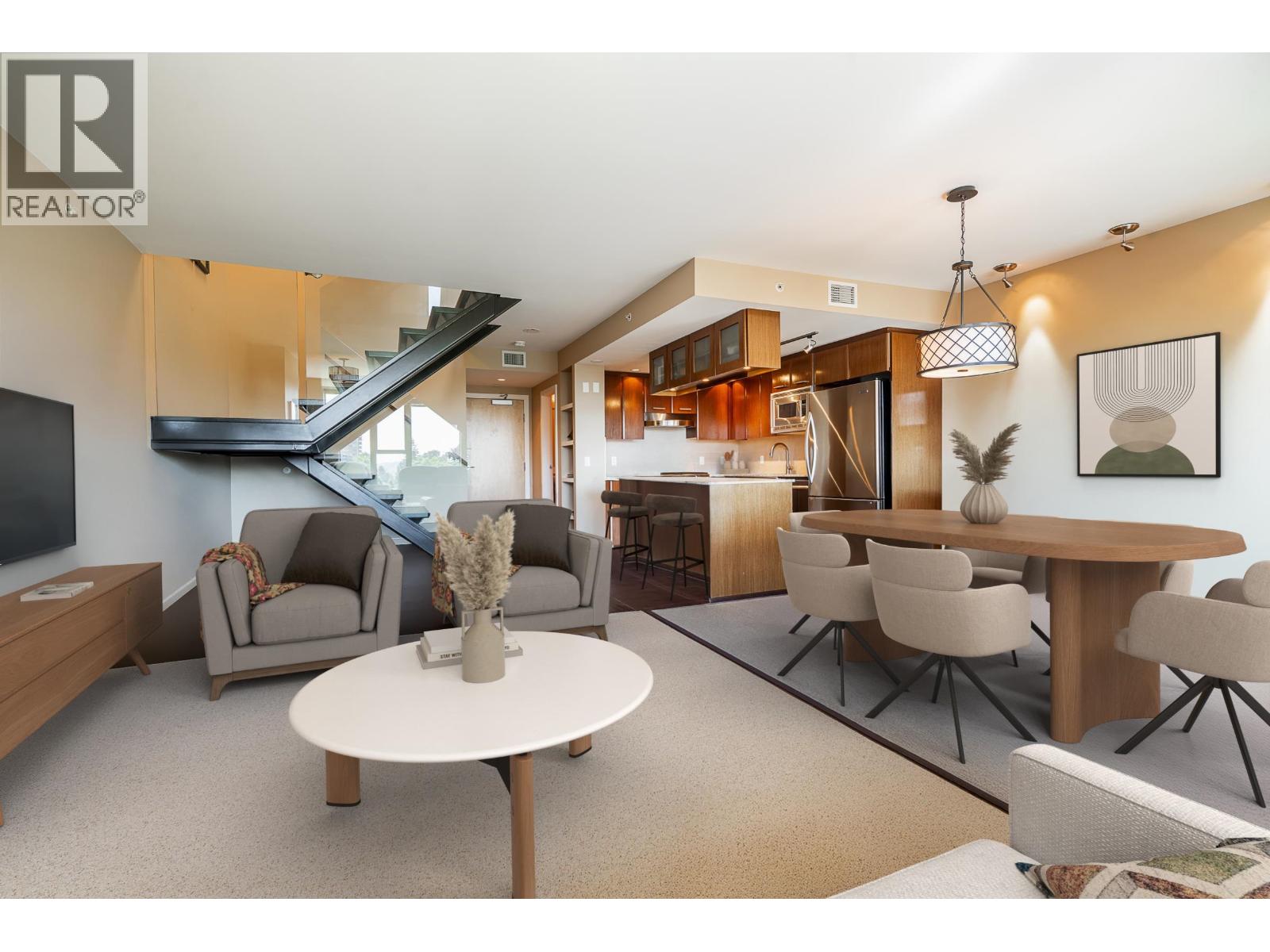 Ph3 683 W Victoria Park, North Vancouver, British Columbia  V7M 0A2 - Photo 9 - R3044931