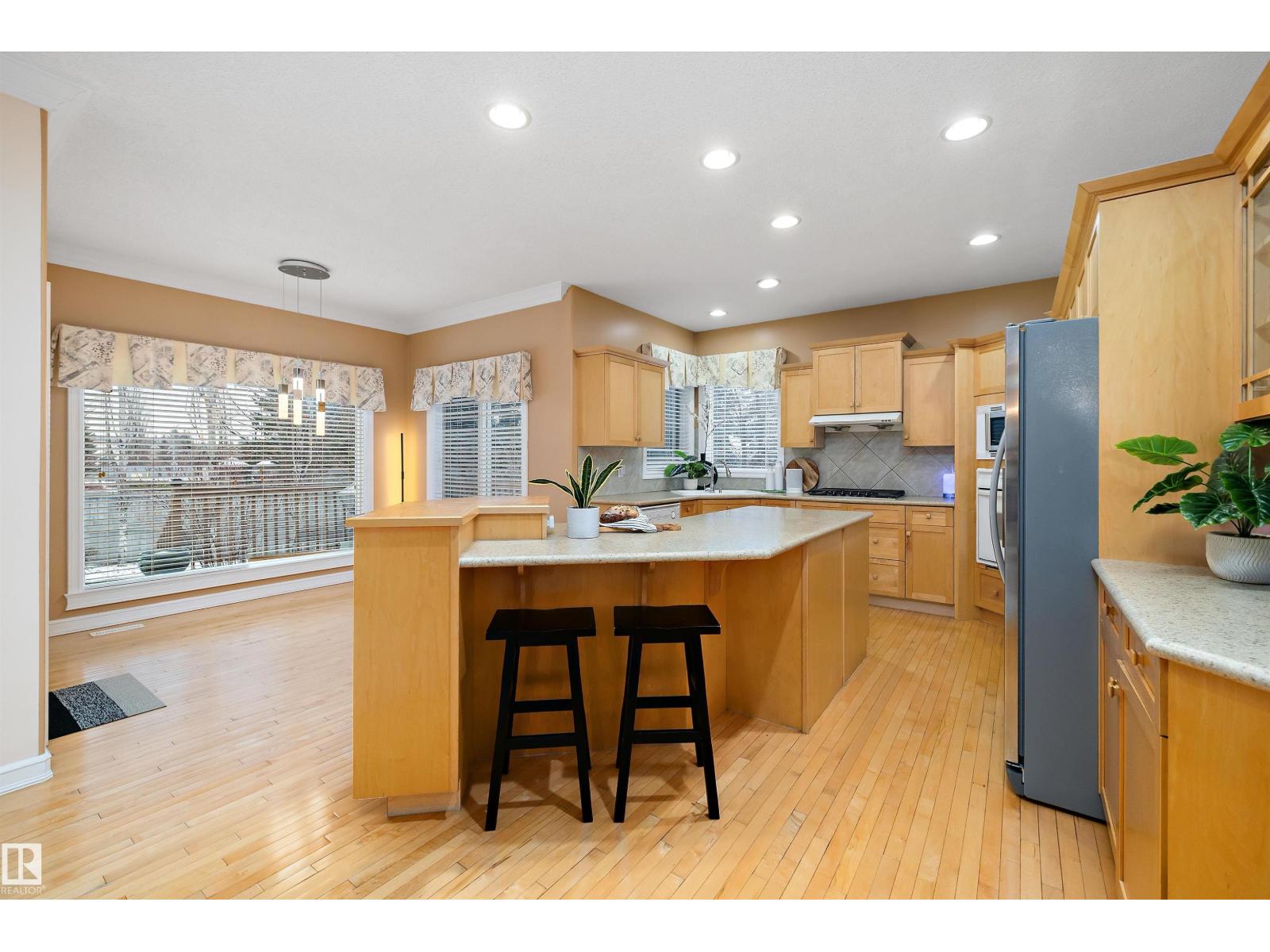 318 Darlington Cr Nw, Edmonton, Alberta  T6M 2R9 - Photo 14 - E4467524