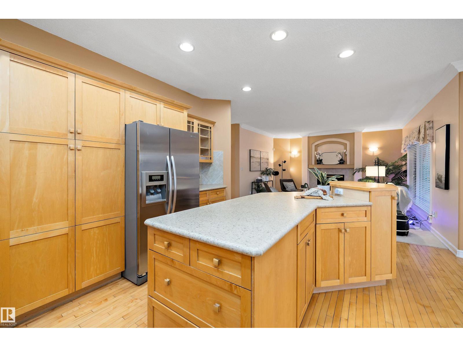 318 Darlington Cr Nw, Edmonton, Alberta  T6M 2R9 - Photo 17 - E4467524