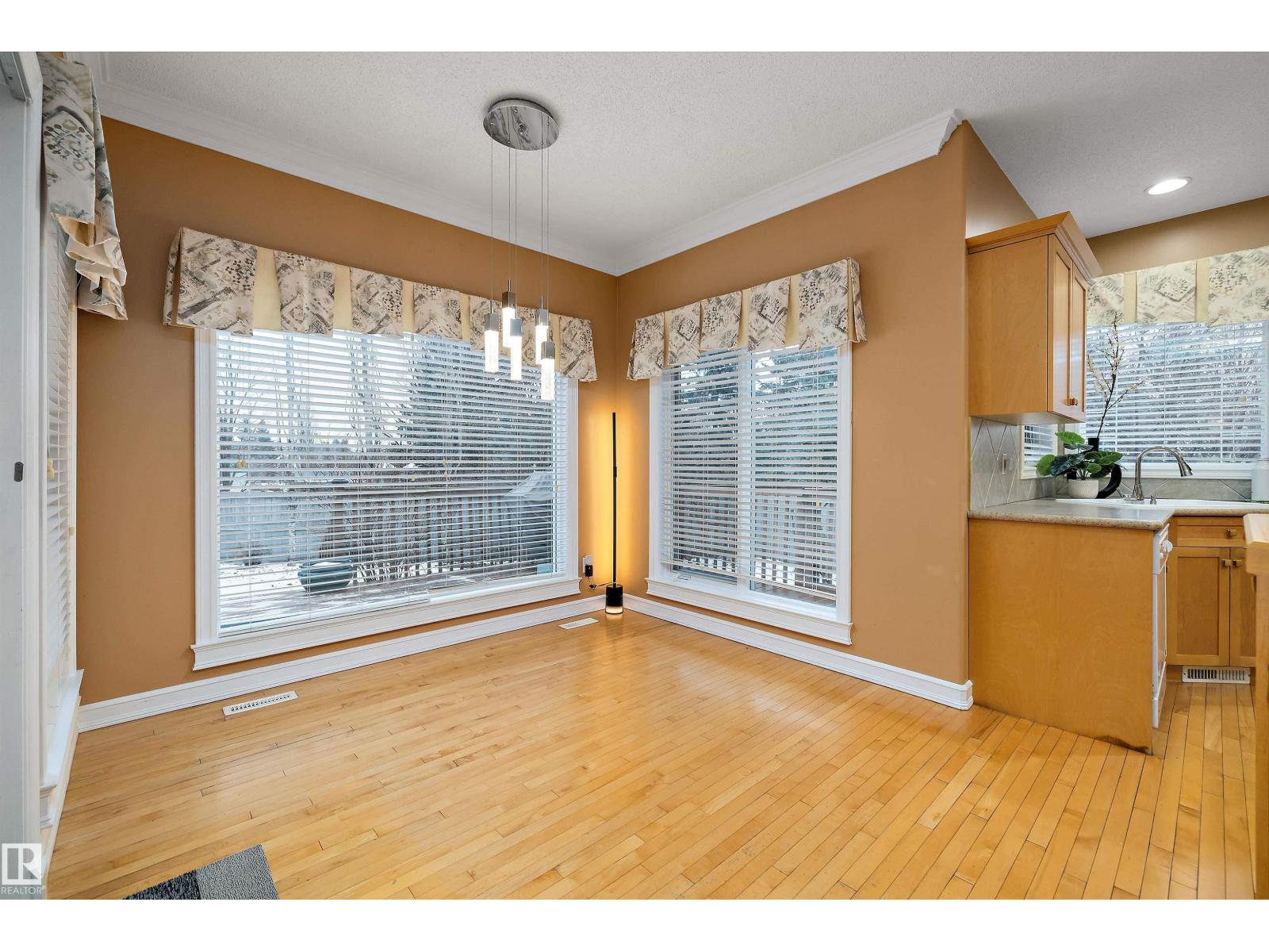 318 Darlington Cr Nw, Edmonton, Alberta  T6M 2R9 - Photo 20 - E4467524