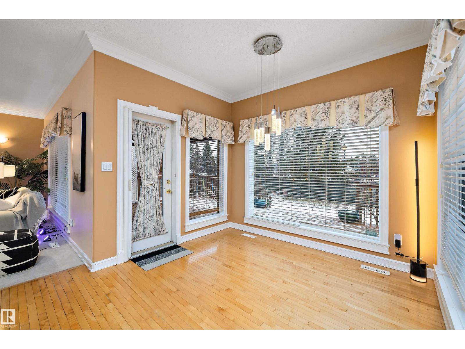 318 Darlington Cr Nw, Edmonton, Alberta  T6M 2R9 - Photo 22 - E4467524