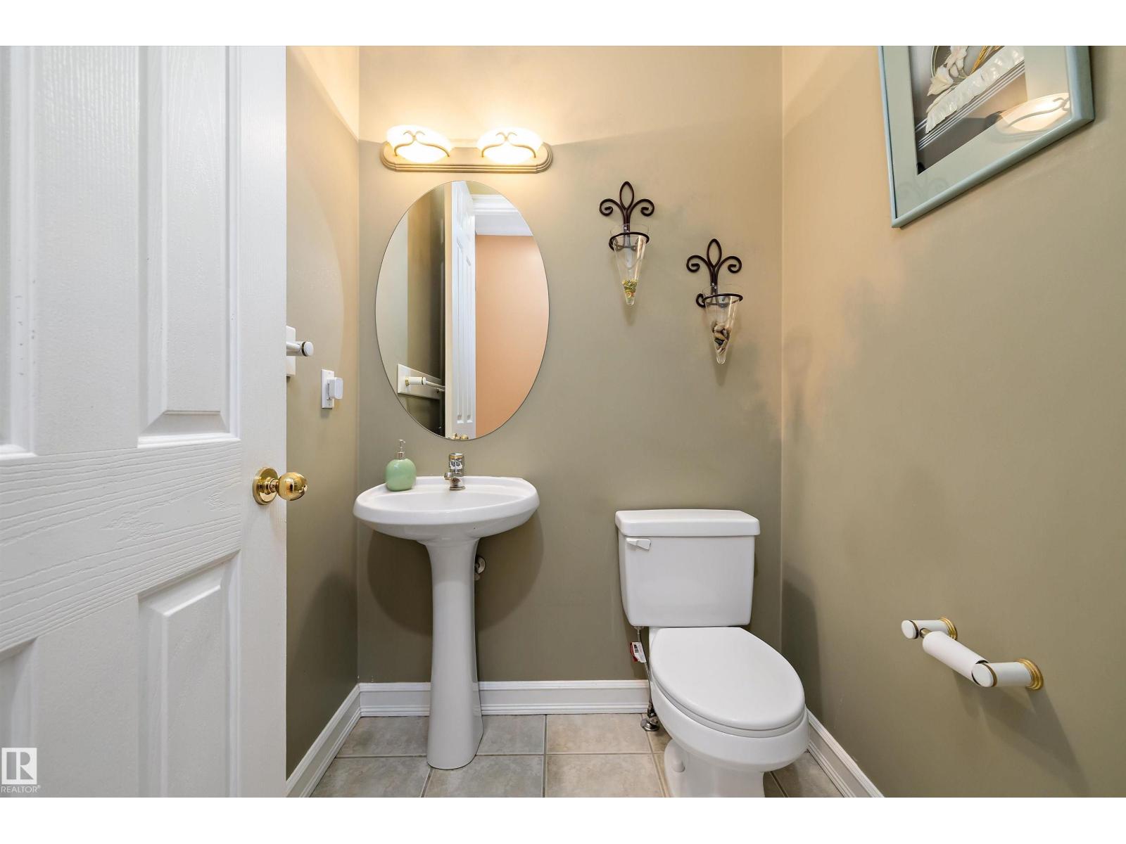 318 Darlington Cr Nw, Edmonton, Alberta  T6M 2R9 - Photo 26 - E4467524