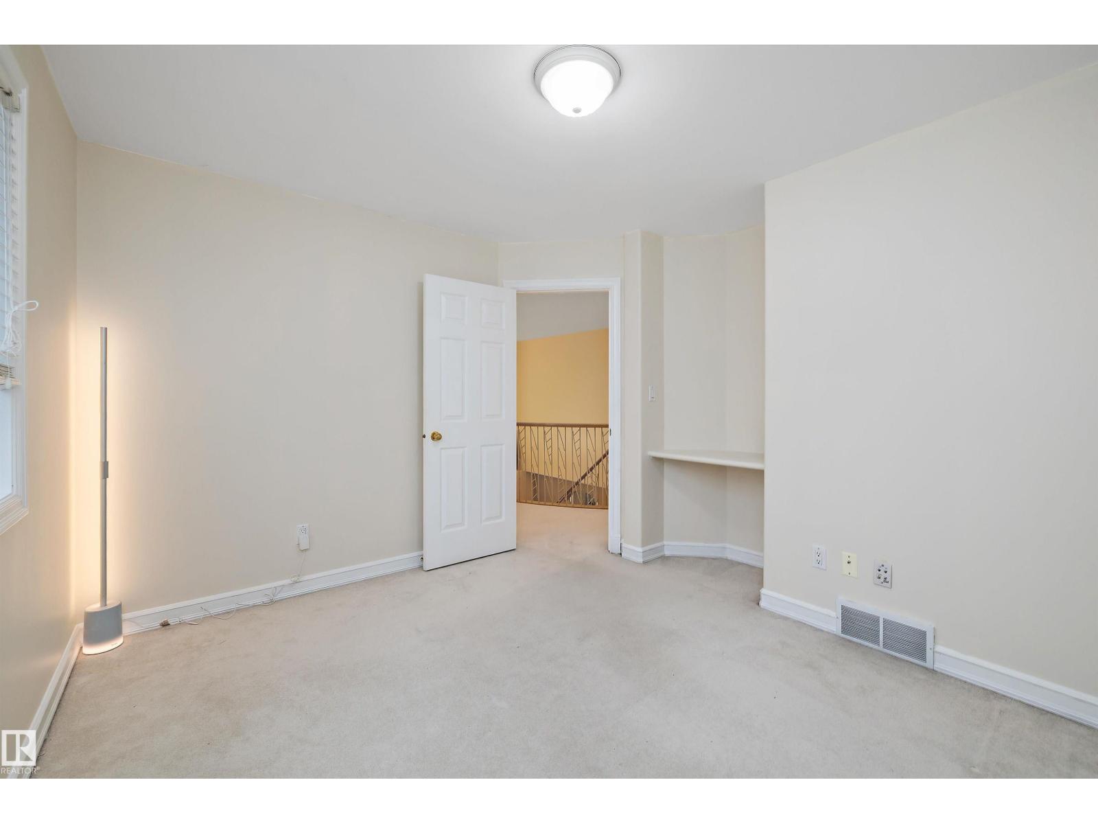 318 Darlington Cr Nw, Edmonton, Alberta  T6M 2R9 - Photo 34 - E4467524