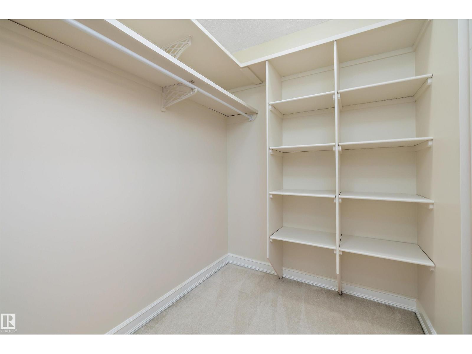 318 Darlington Cr Nw, Edmonton, Alberta  T6M 2R9 - Photo 45 - E4467524