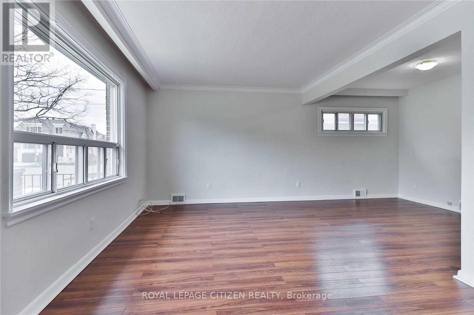 Main - 73 Alexis Boulevard, Toronto, Ontario M3H 2P6 - Photo 2 - C12605282