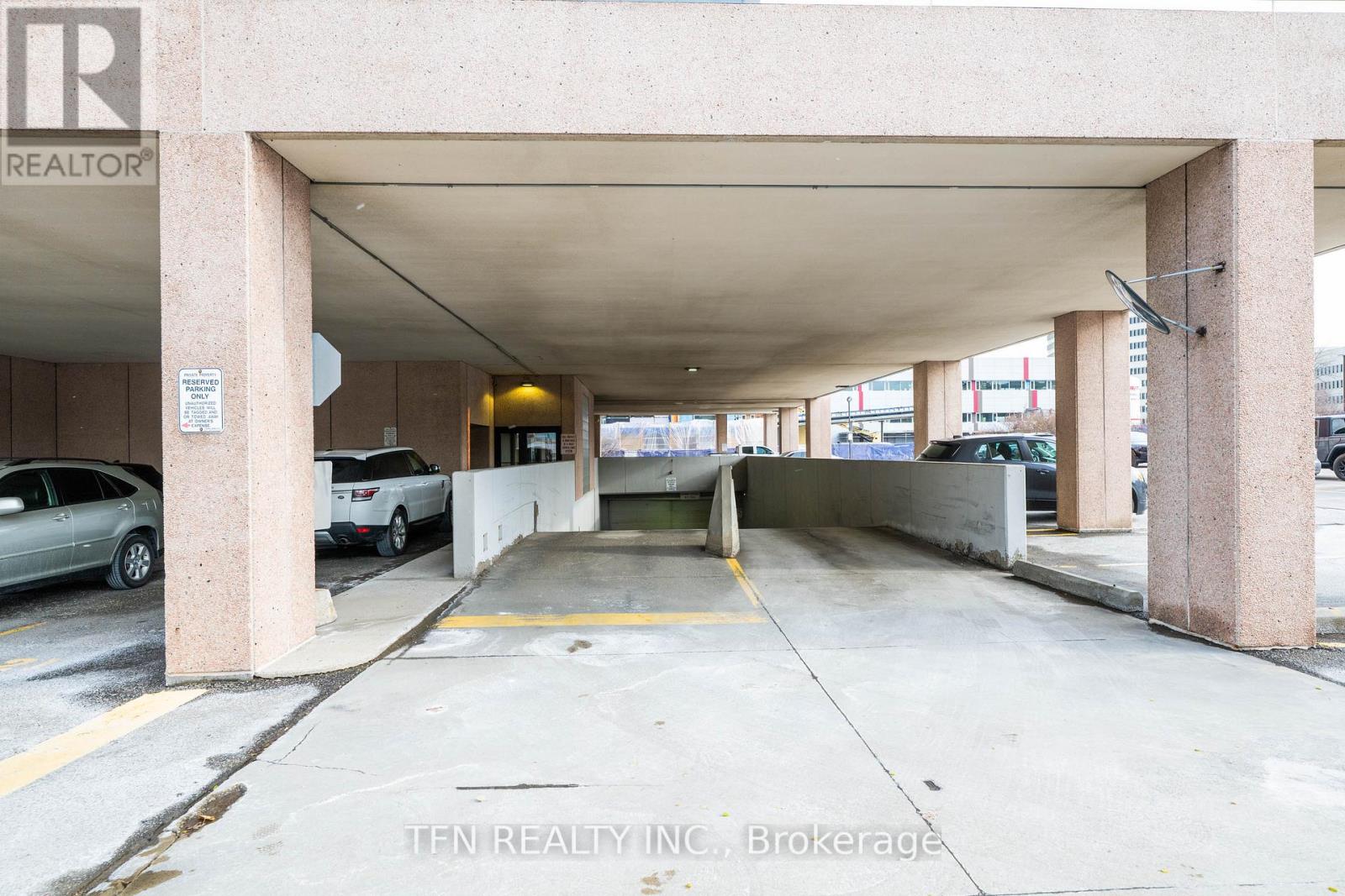 609 - 255 Duncan Mill Road, Toronto, Ontario M3B 3H9 - Photo 28 - C12605336