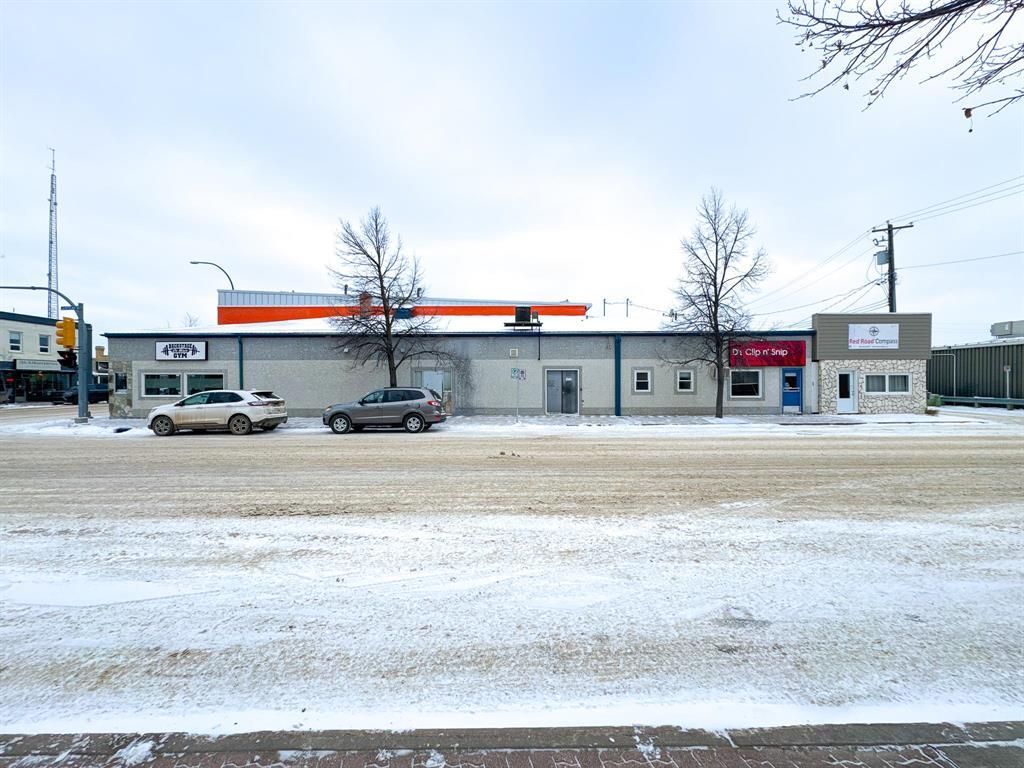 530 Main Street E, Swan River, Manitoba  R0L 1Z0 - Photo 1 - 202529564