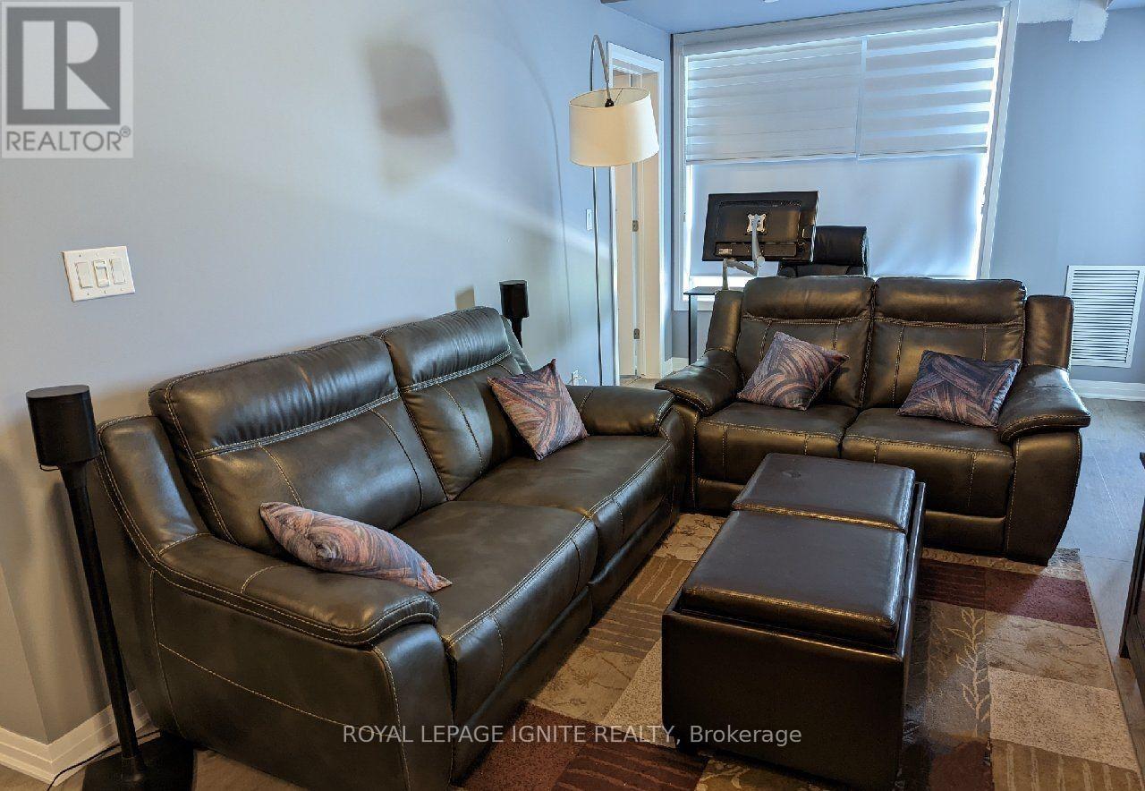 314 - 2 Adam Sellers Street, Markham, Ontario L6B 1P2 - Photo 1 - N12605298