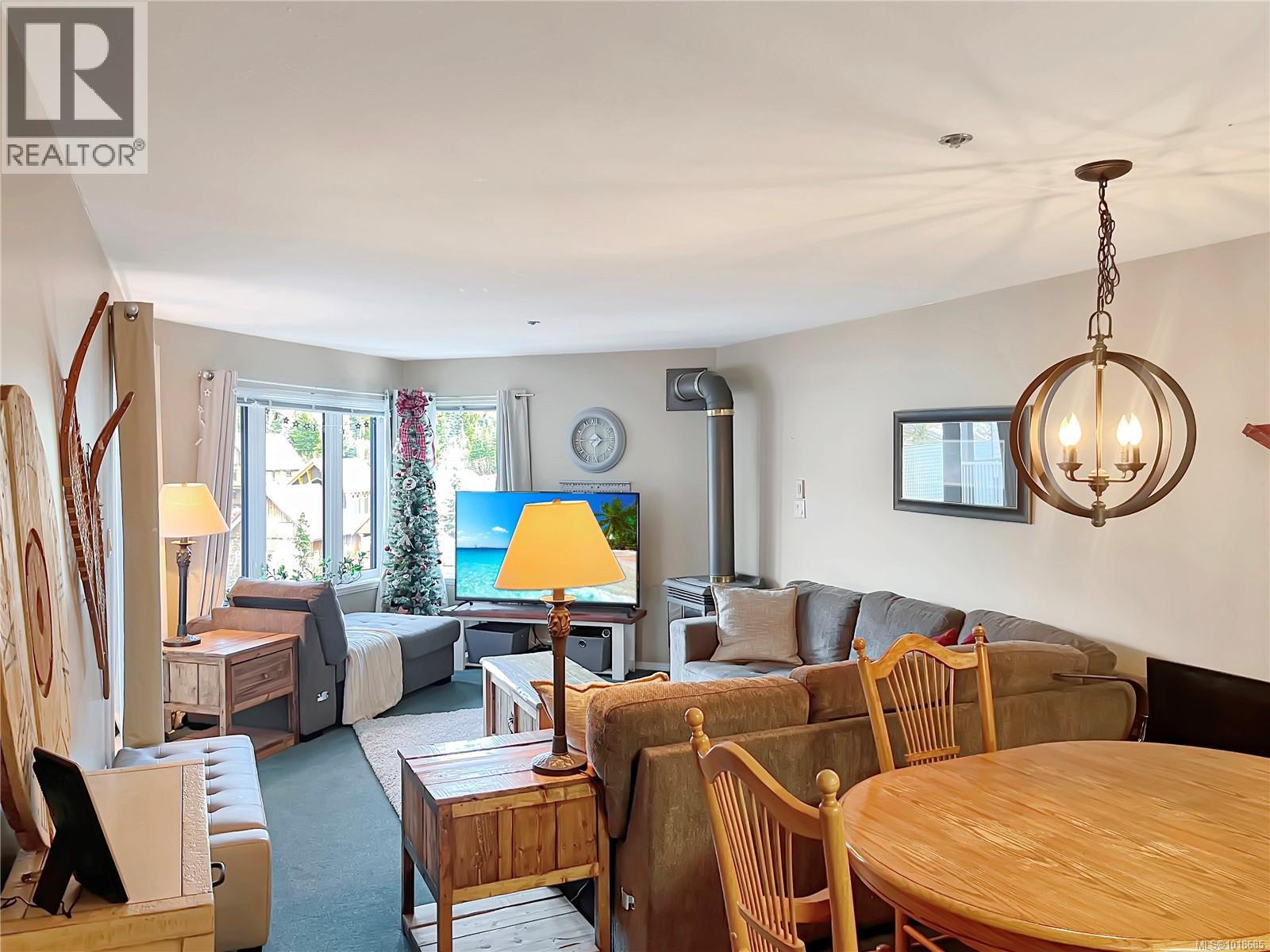 106 1320 Henry Rd, Courtenay, British Columbia V9J 1L0 - Photo 2 - 1018685