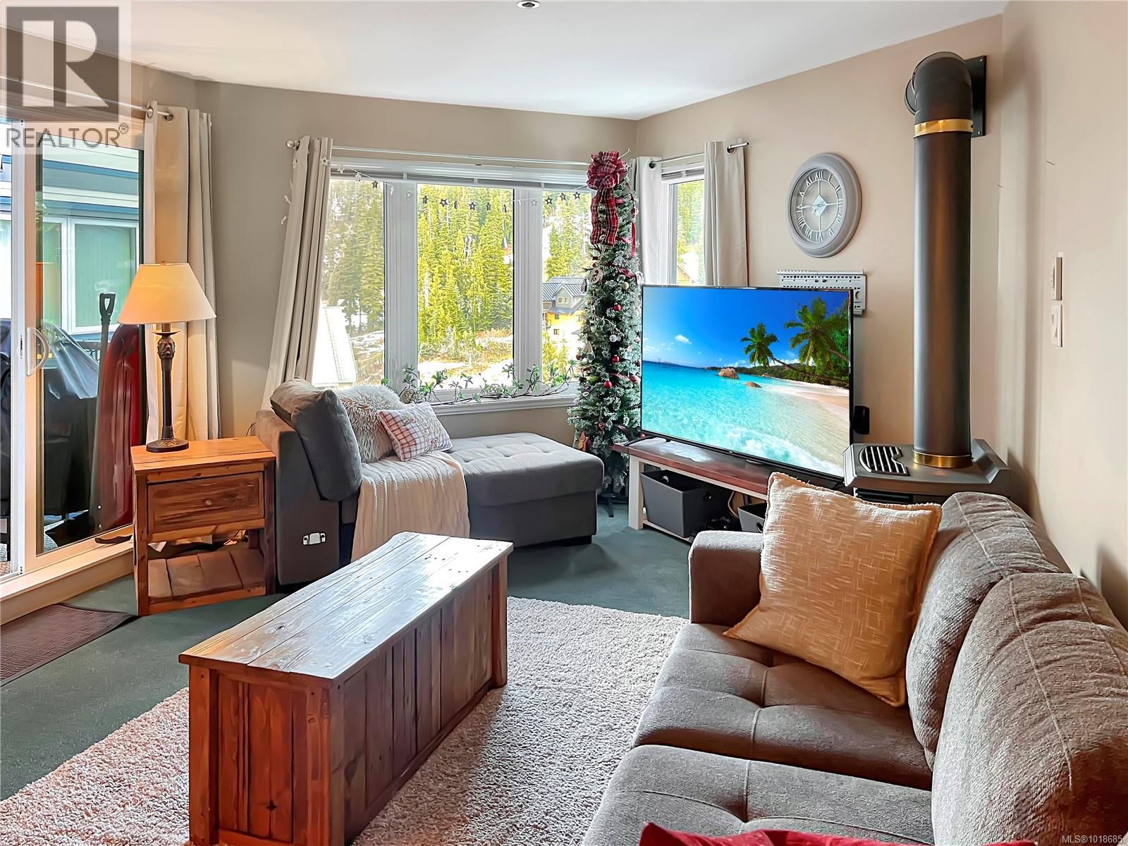 106 1320 Henry Rd, Courtenay, British Columbia V9J 1L0 - Photo 4 - 1018685