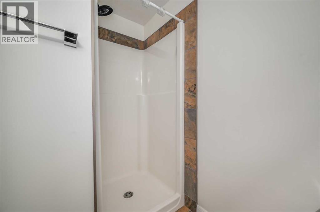 7418 36 Avenue Nw, Calgary, Alberta  T3B 1V3 - Photo 30 - A2261534