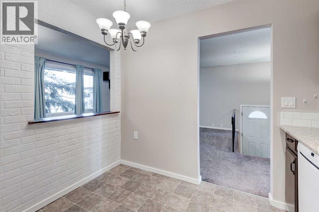 43 Midridge Gardens Se, Calgary, Alberta  T2X 1C4 - Photo 14 - A2269105