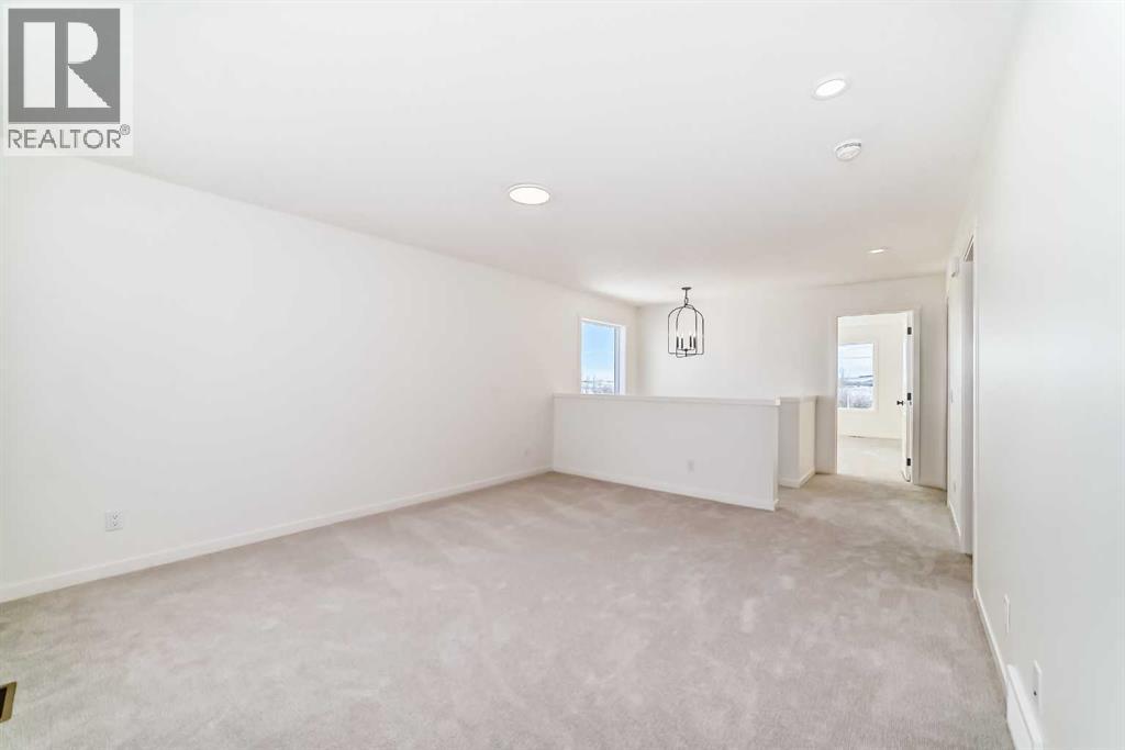 172 Southborough Common, Cochrane, Alberta  T4C 3J5 - Photo 39 - A2273094