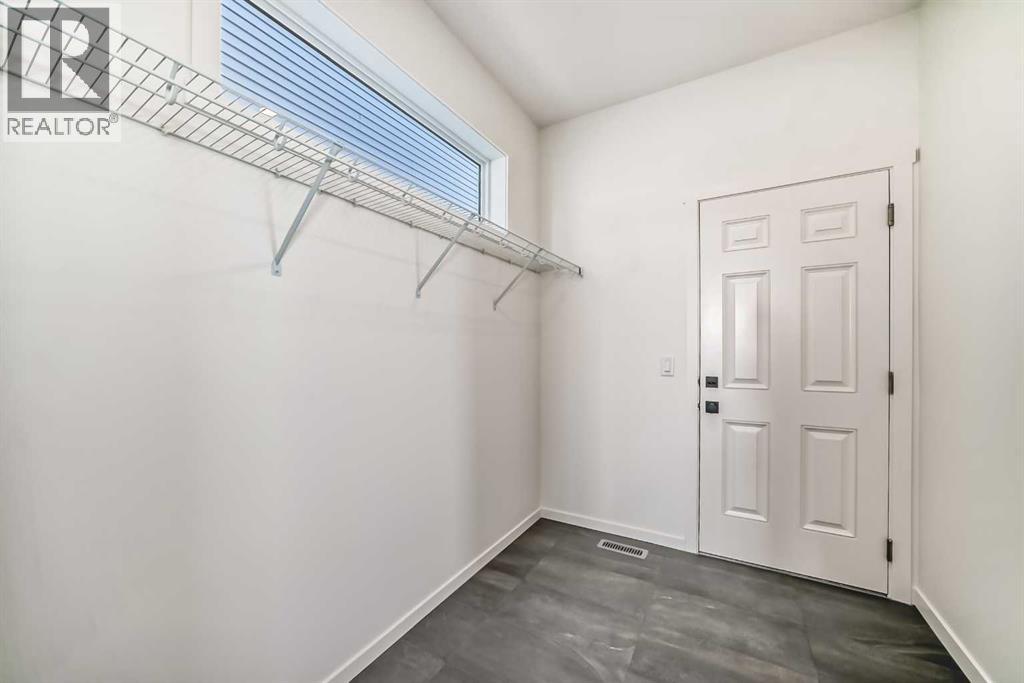 172 Southborough Common, Cochrane, Alberta  T4C 3J5 - Photo 19 - A2273094