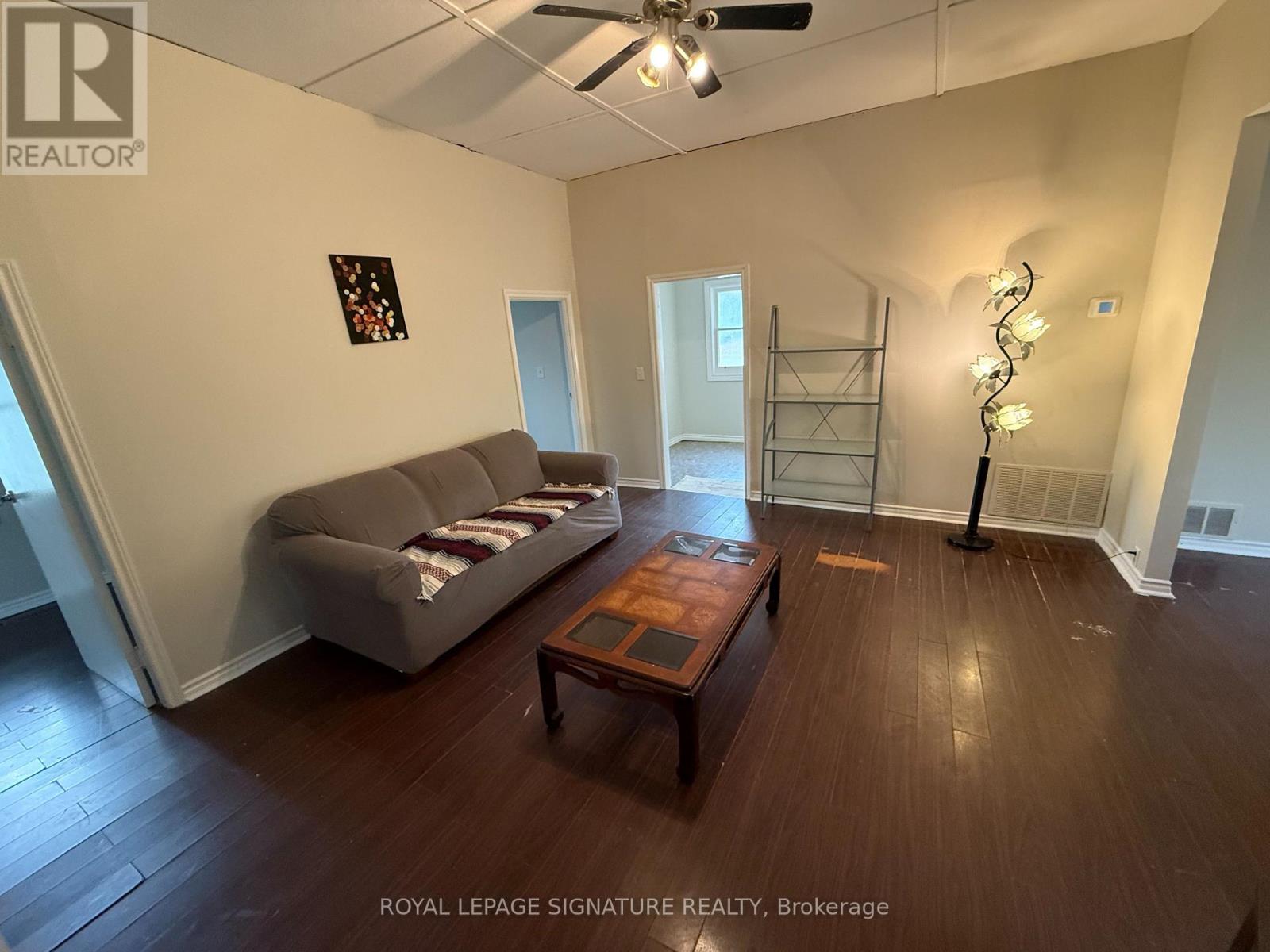 75 Old Mosley Street, Wasaga Beach, Ontario  L9Z 2J5 - Photo 14 - S12605340