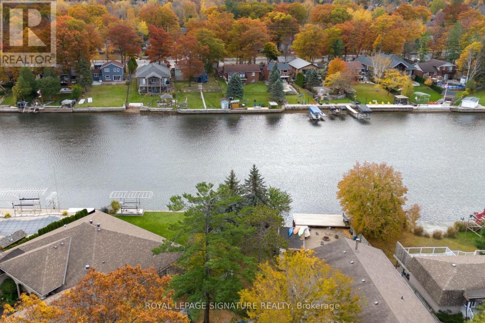 75 Old Mosley Street, Wasaga Beach, Ontario  L9Z 2J5 - Photo 4 - S12605340